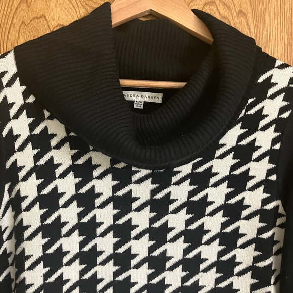 🧶 Size Medium Sweater Knit Dress 🧶 - Picture 2 of 11